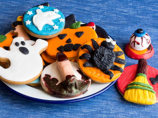 Страшное печенье угощение на праздник Хэллоуин 