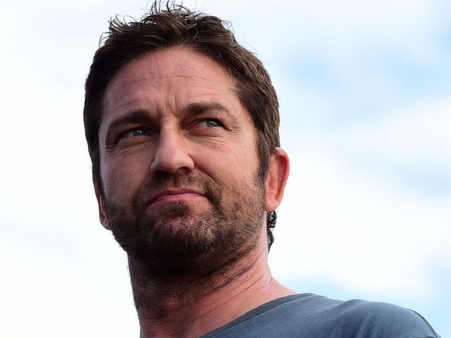 Шотландский актер Джерард Батлер крупным планом