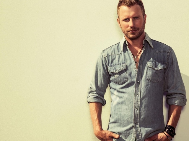 Американский кантри исполнитель Диркс Бентли