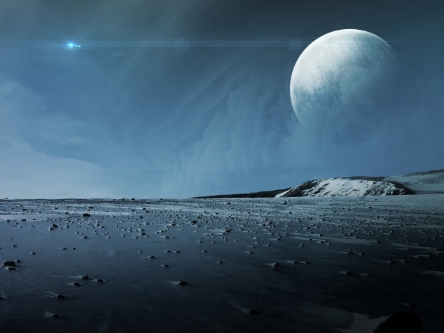 Вид на большую белую луну с поверхности планеты