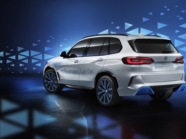 Внедорожник BMW I Hydrogen NEXT 2019 года вид сзади