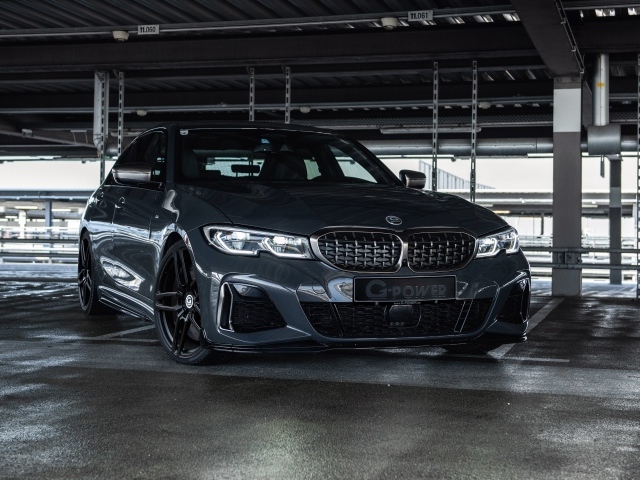 Автомобиль G-Power BMW M340i 2020 года на парковке