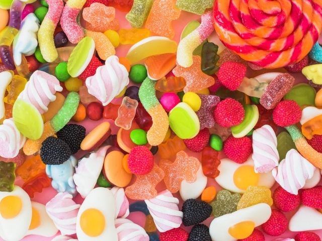 Разноцветные желейные конфеты крупным планом