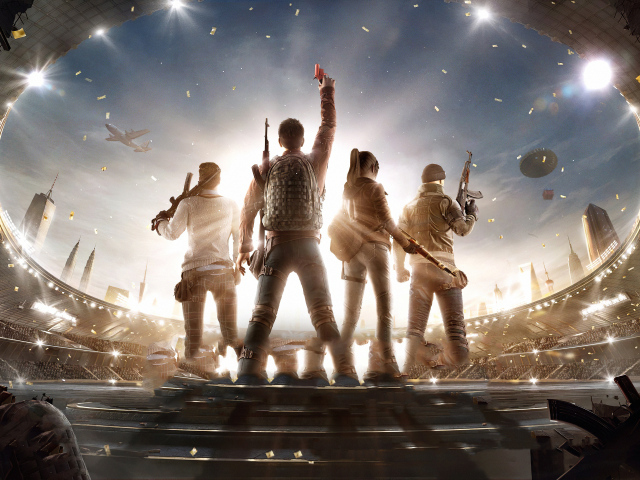 Персонажи компьютерной игры PUBG  на стадионе 2020 года