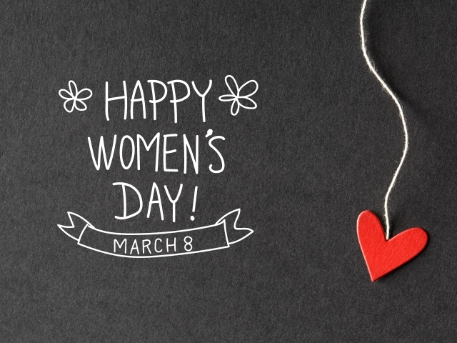 Надпись на сером фоне на Международный женский день 8 марта