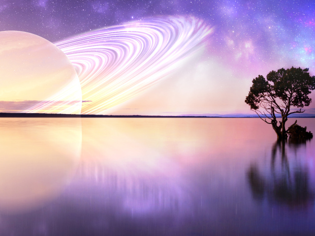 Большая планета Сатурн в небе над озером