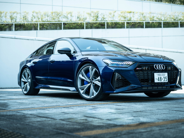 Автомобиль Audi RS 7 Sportback