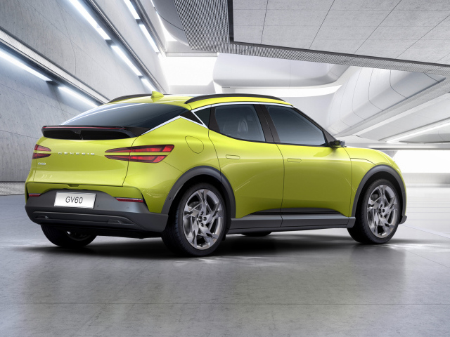 Автомобиль Genesis GV60,  2021 года вид сзади