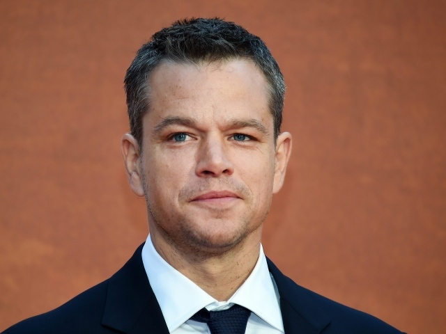 Красивый стильный мужчина, актер Мэтт Деймон