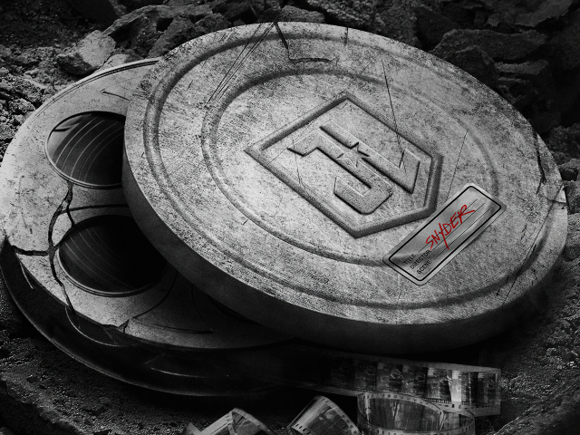 Старая бобина с фильмом Лига справедливости Зака Снайдера, 2021