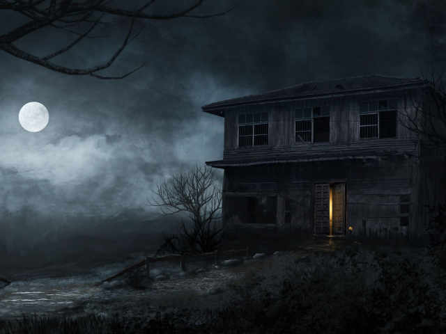 Старый заброшенный дом ночью при свете луны