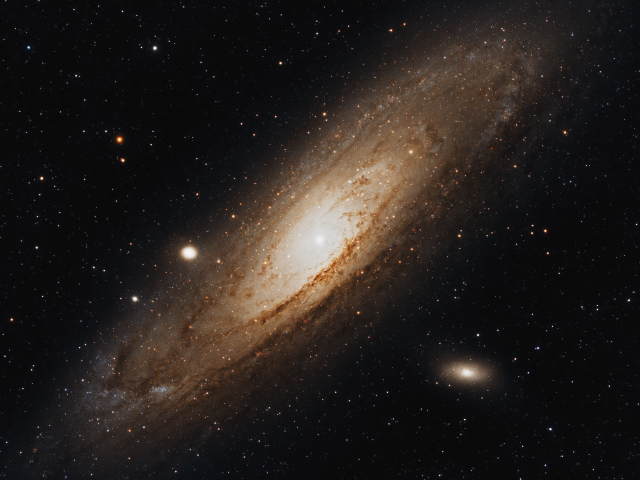 Туманность Андромеды в космосе