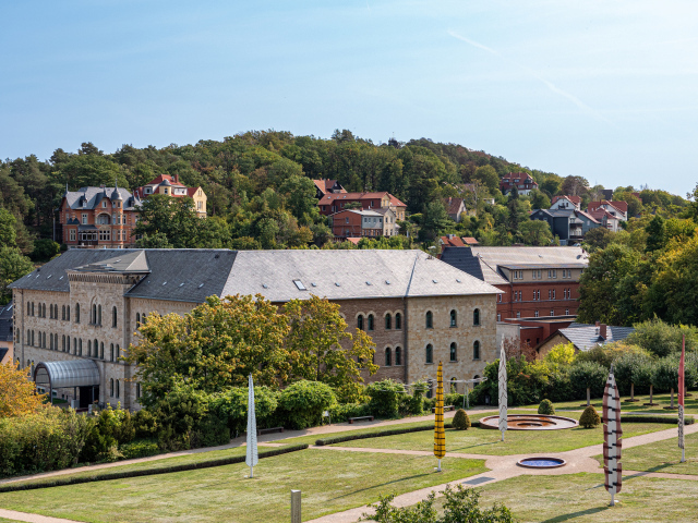 Дома у парка в городе Бланкенбург, Германия