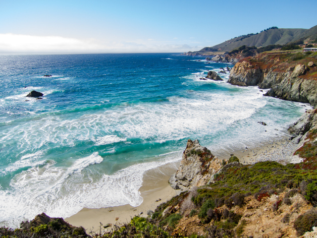 Красивый вид на океан у утеса, Калифорния. США 