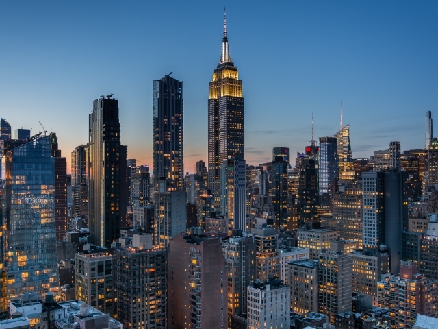 Красивые высокие небоскребы города Манхэттен, США