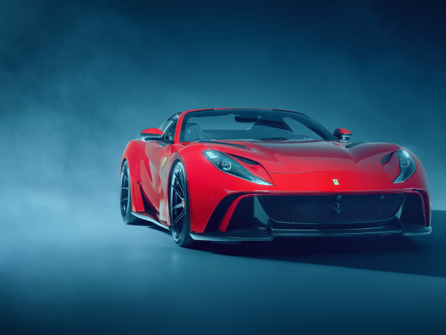 Красный Novitec Ferrari 812 GTS N-Largo 2021 года на сером фоне 