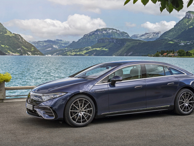 Автомобиль Mercedes-Benz EQS 450+ AMG Line 2021 года в Норвегии