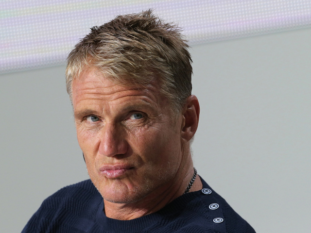 Актер Дольф Лундгрен крупным планом