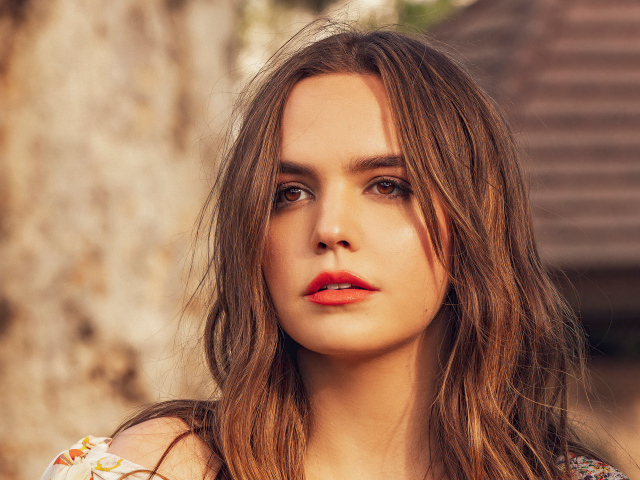 Американская кареглазая актриса Бэйли Мэдисон