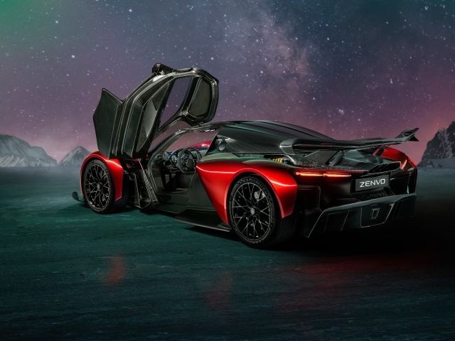 Красный автомобиль Zenvo Aurora Agil  вид сзади