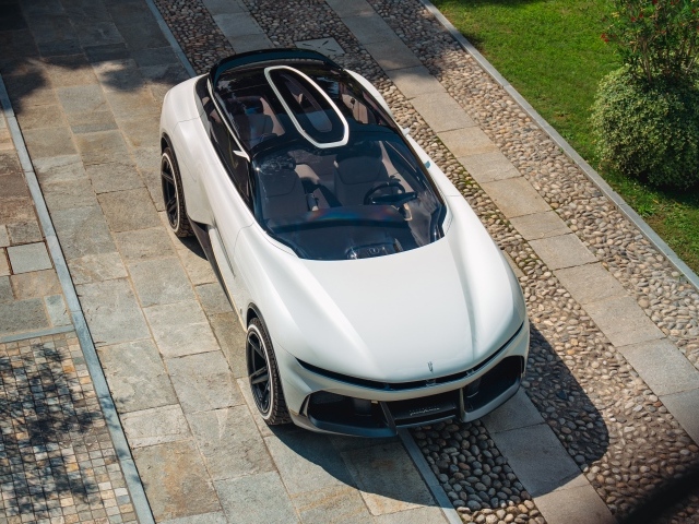 Вид сверху на автомобиль Pininfarina PURA Vision