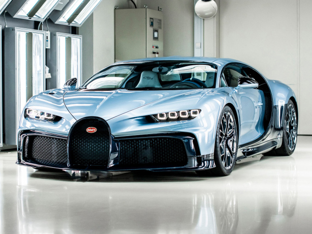 Выпуск автомобиля Bugatti Chiron