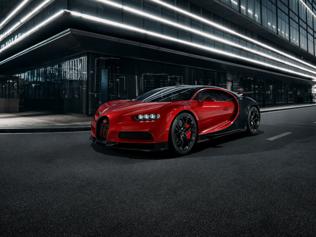 Красный Bugatti Chiron Sport
