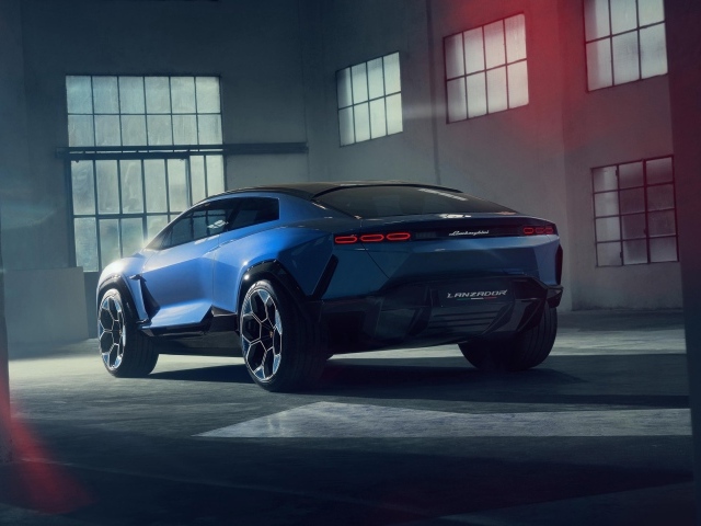 Синий автомобиль Lamborghini Lanzador Concept EV вид сзади