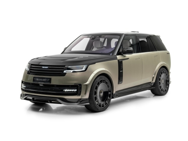 Внедорожник Mansory Range Rover 2023 года на белом фоне