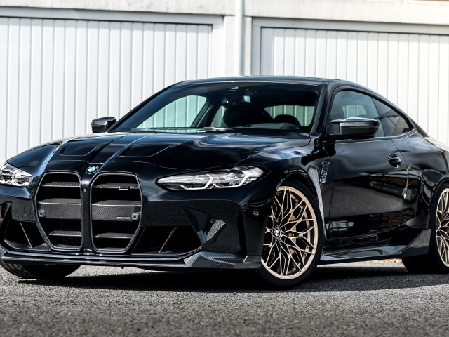 Черный автомобиль Manhart MH4 600