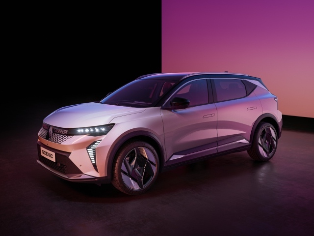 Внедорожник Renault Scénic E-Tech 2024 года