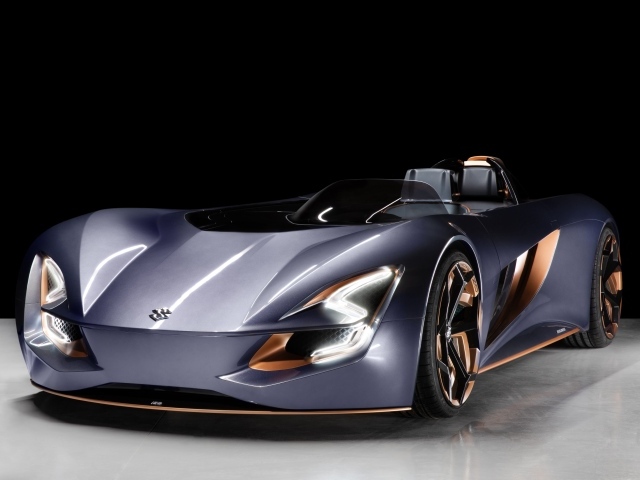 Автомобиль Suzuki Misano  на черном фоне