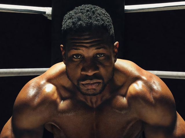 Актер Майкл Бака́ри Джо́рдан в фильме Крид 3