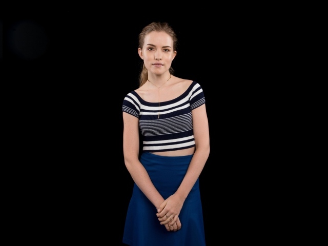 Актриса Уилла Фицджералд на черном фоне