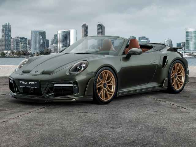 Вид спереди на автомобиль TechArt GTsport Cabrio 2024 года