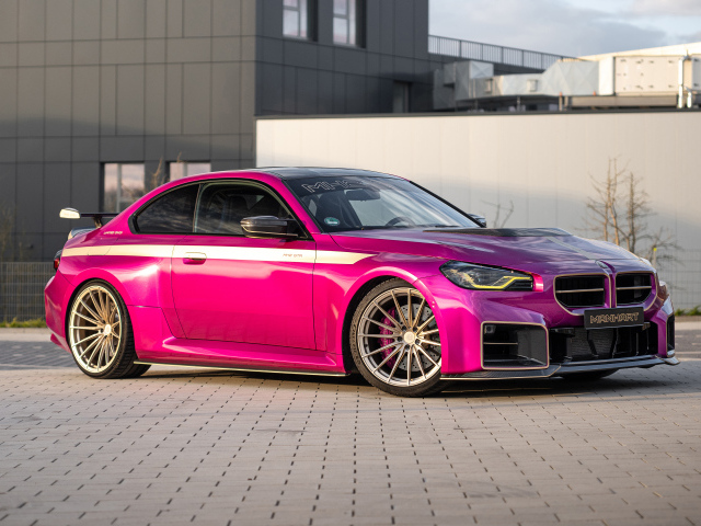 Розовый автомобиль Manhart MH2 GTR II 2024  года