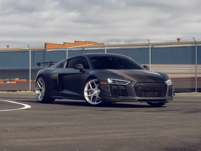 Быстрый стильный автомобиль Audi R8 Velgen Wheels