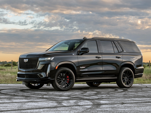 Черный внедорожник Hennessey Cadillac Escalade-V H850 2024 года