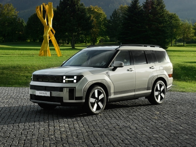 Автомобиль Hyundai Santa Fe Plug-In Hybrid