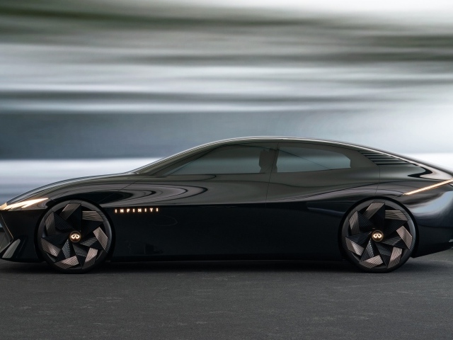 Вид сбоку на черный автомобиль Infiniti Vision Qe