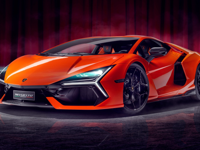 Новый гиперкар Lamborghini Revuelto