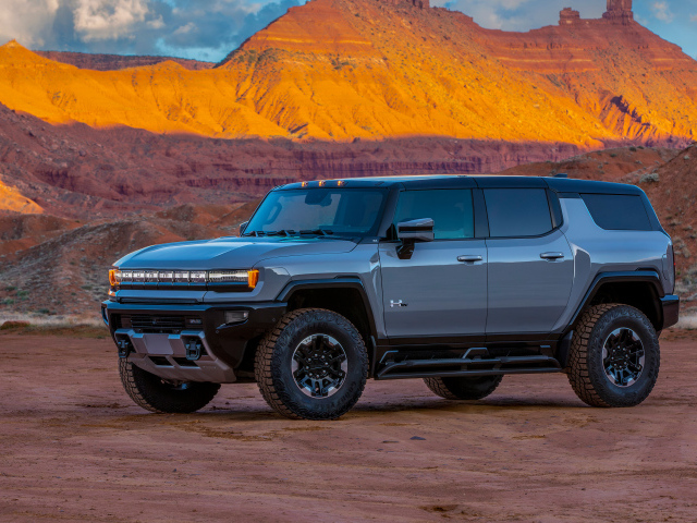 Внедорожник GMC Hummer EV 2024 года