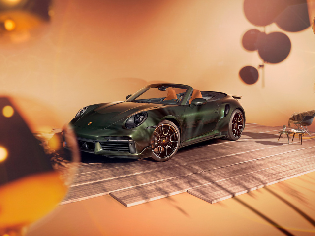 Автомобиль кабриолет Porsche 911 Turbo S