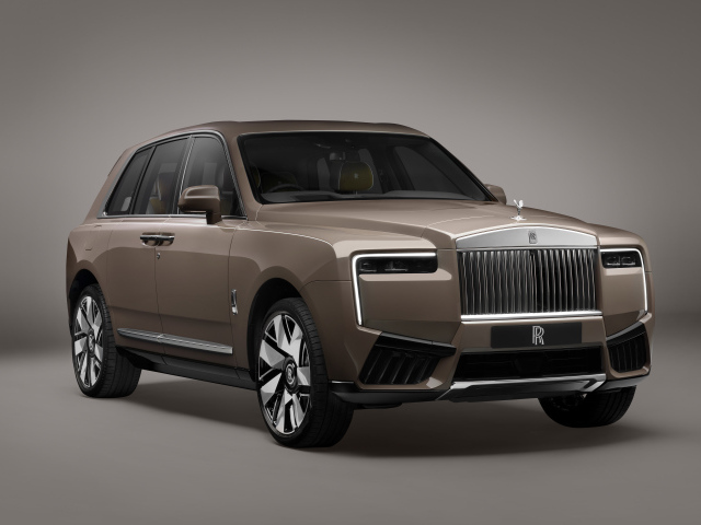 Автомобиль Rolls-Royce Cullinan Series II