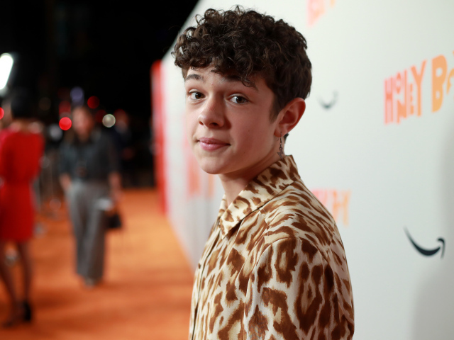 Молодой популярный актер Ноа Джуп