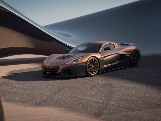 Спортивный автомобиль Rimac Nevera 15th Anniversary 2024 года