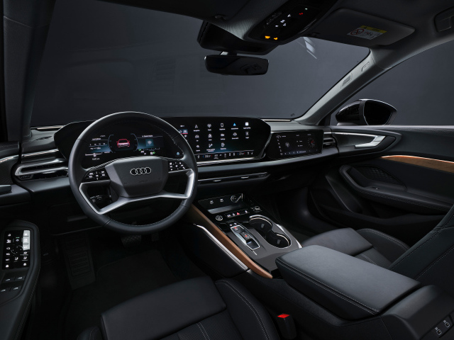 Черный кожаный салон автомобиля Audi A5 Avant TFSI quattro S line 2024 года