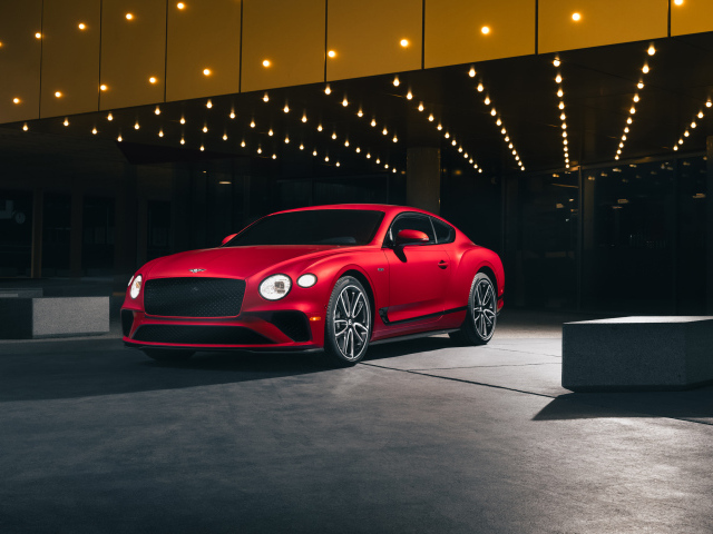 Красный автомобиль Bentley Continental GT V8 Edition 2024 года