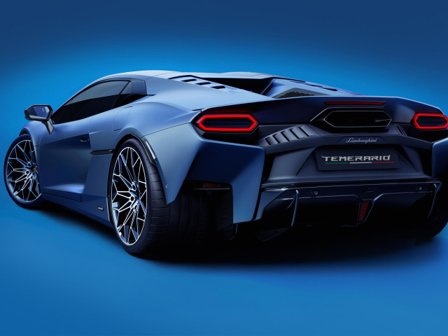 Автомобиль Lamborghini Temerario на синем фоне