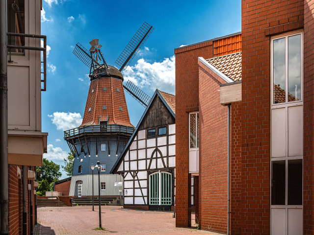 Мельница в старом городе, Германия